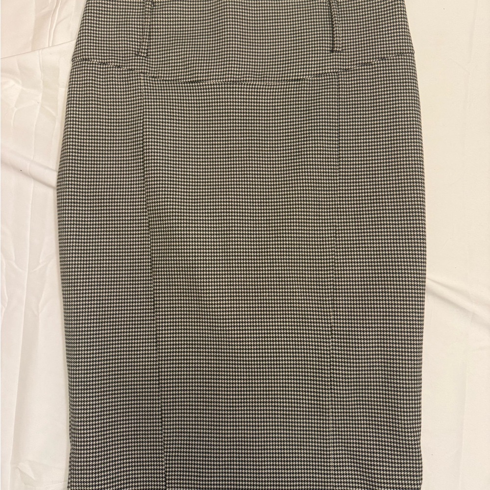 Zara Black & White Mini Houndstooth Pencil Skirt